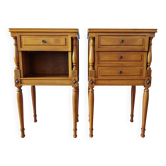 Paire de tables chevet françaises de style Louis XVI