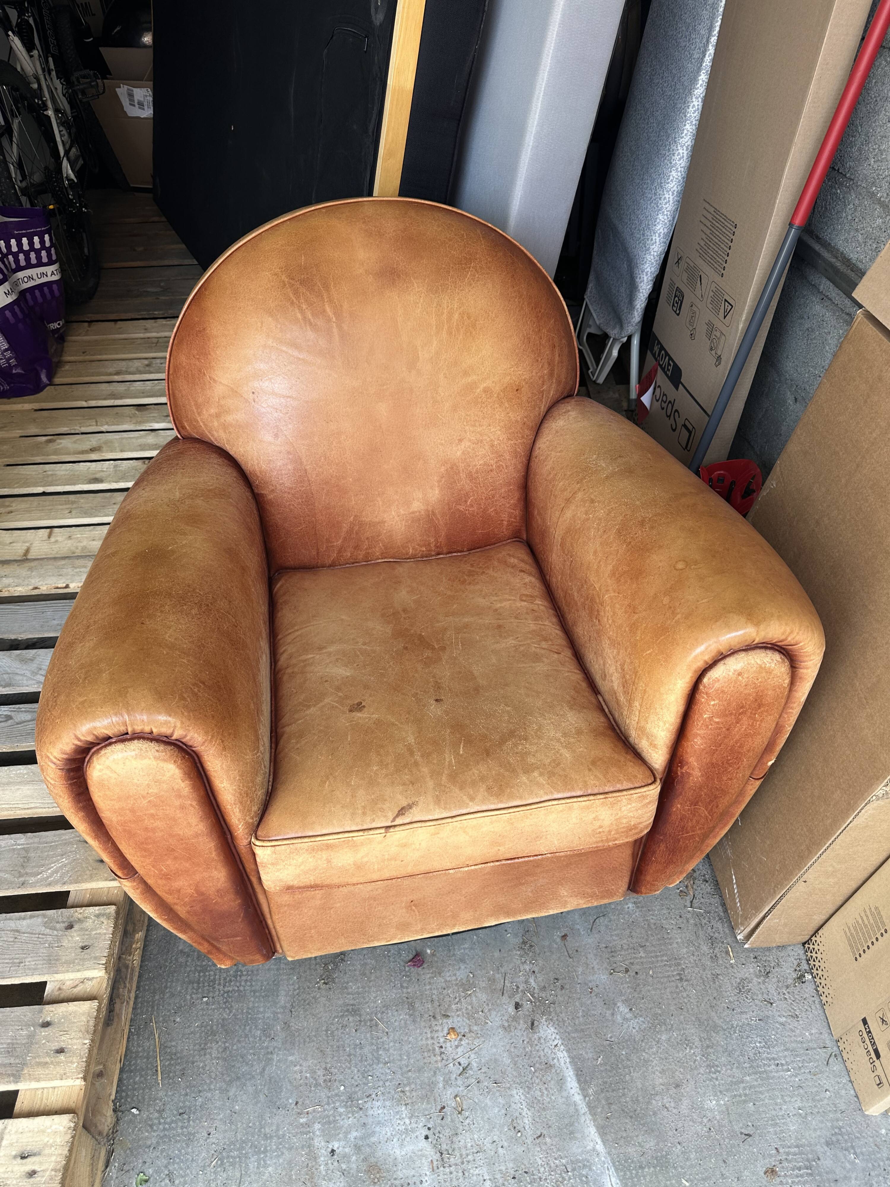 1930s club chair