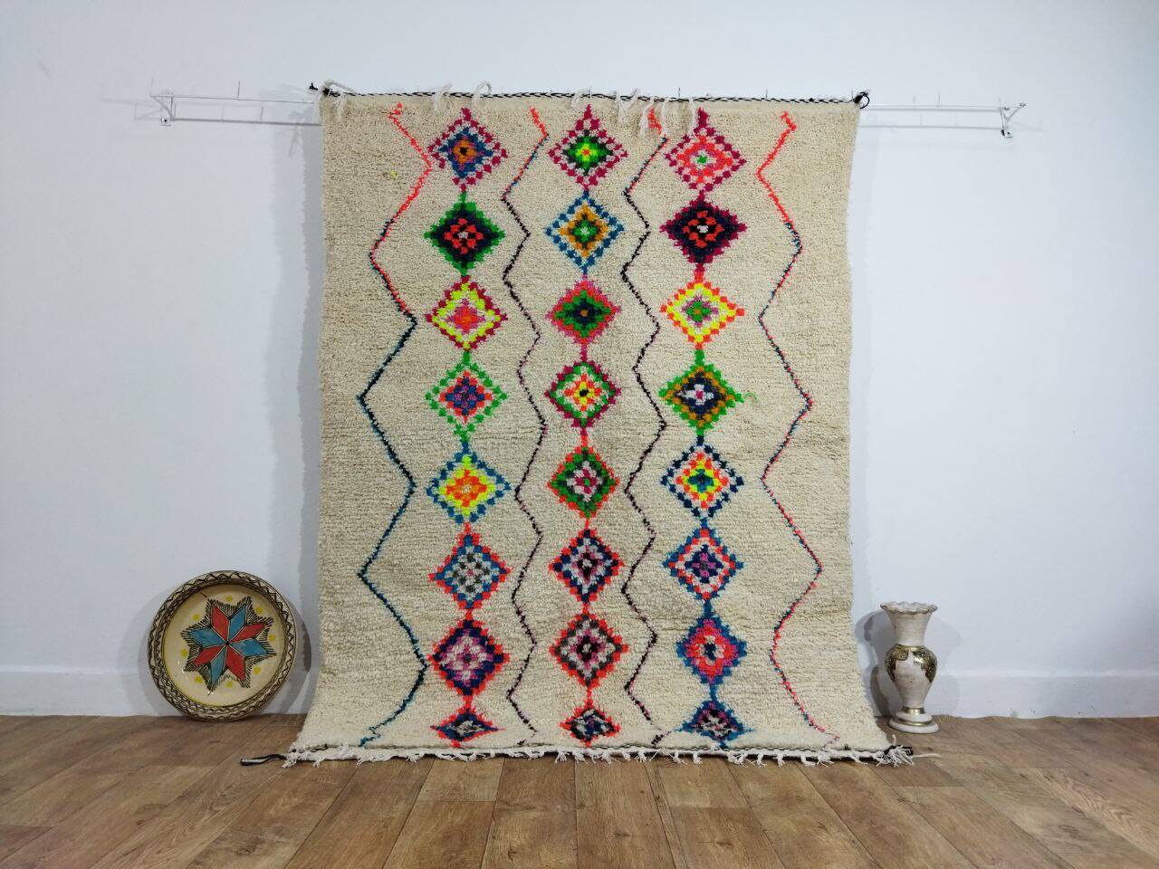 Handcrafted Moroccan Berber Rug 197 X 153 CM