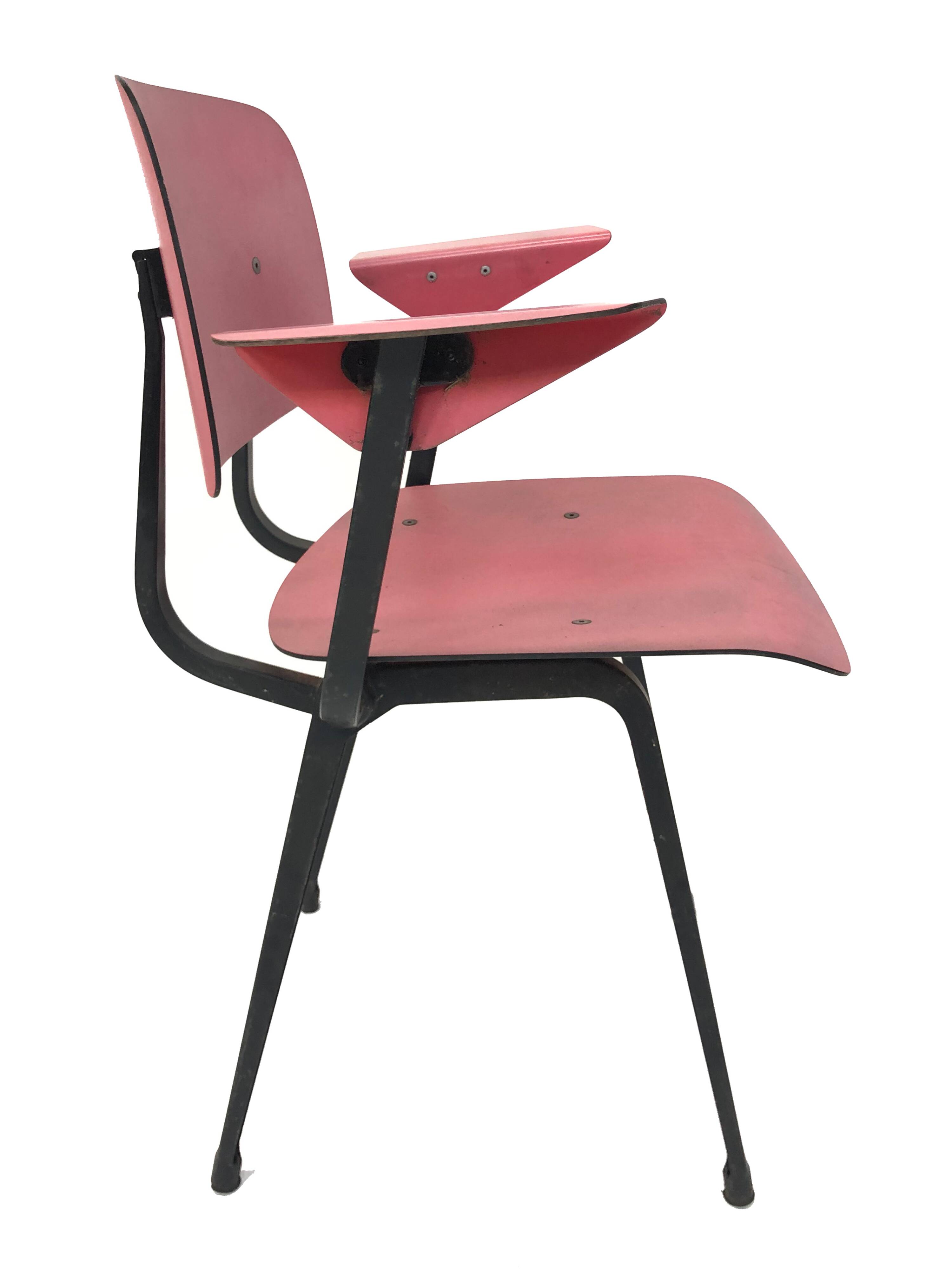 Set of 4 Friso Kramer Revolt chairs first edition with armrests