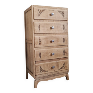 Joli chiffonnier art