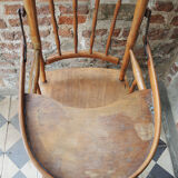 Former high chair modulable for wooden baby