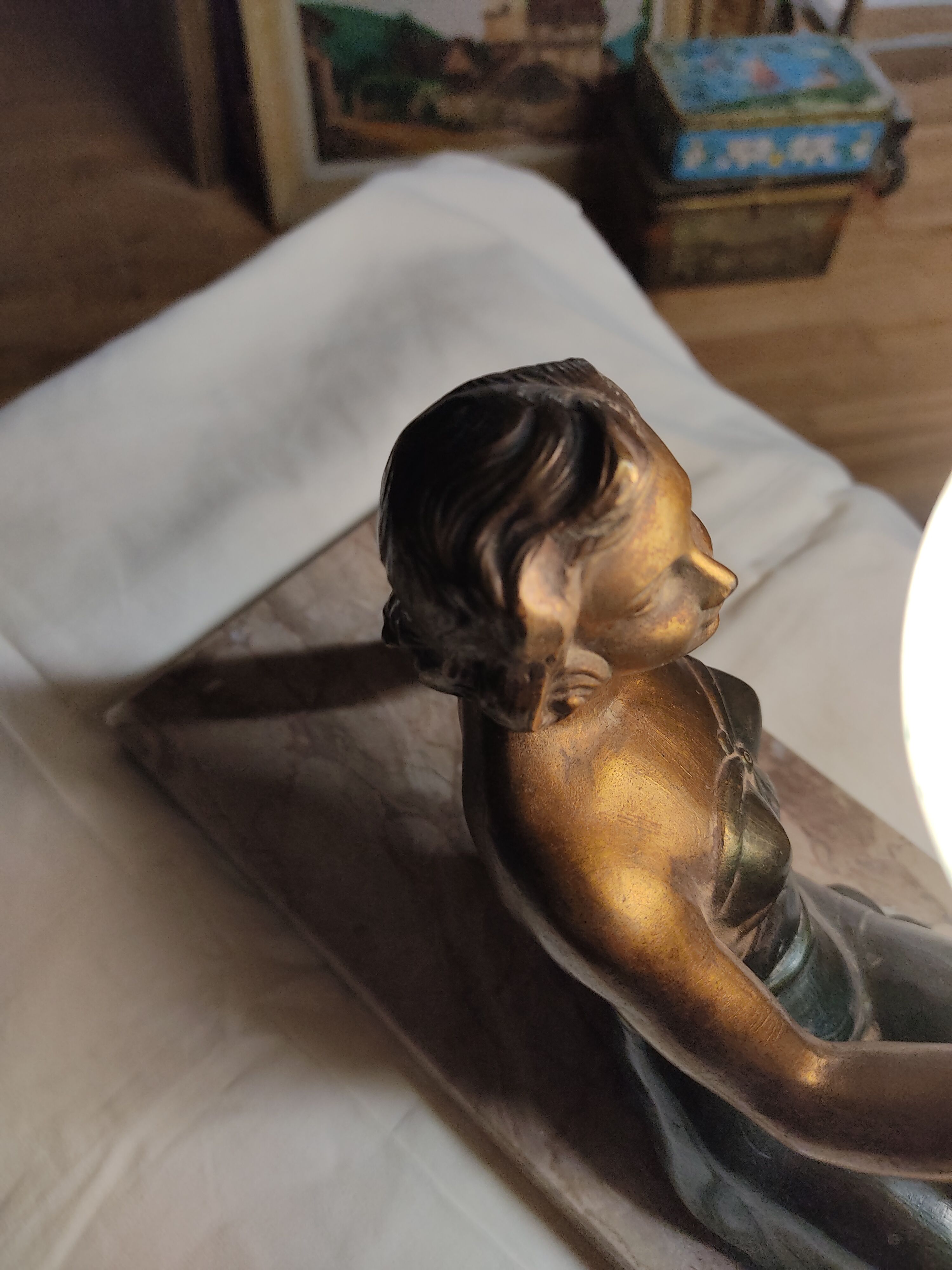 Women's lamp bronze and marble