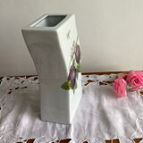 Porcelain vase Decoration by artist Maïthé “Agen”