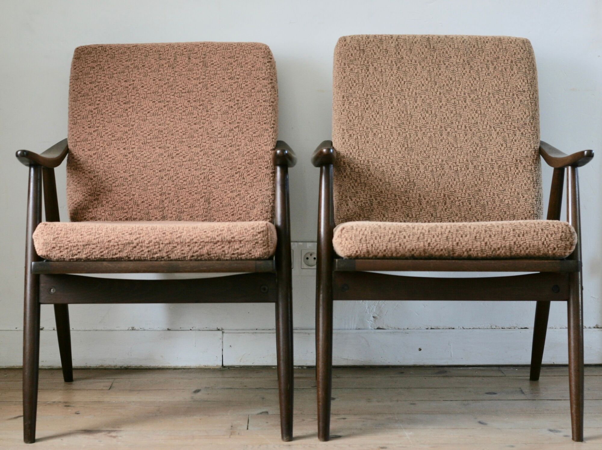 Pair of Boomerang armchairs, Thonet edition, circa 1960