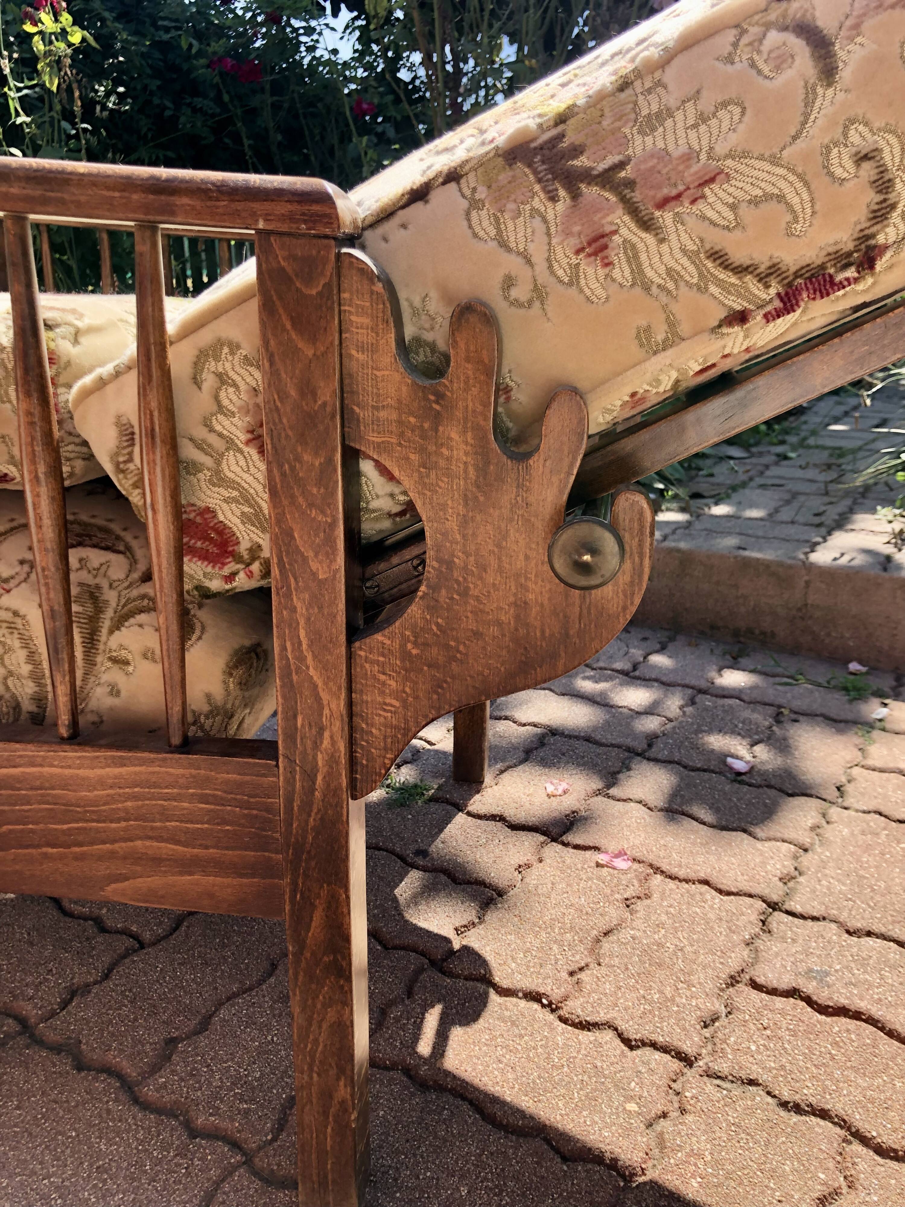 Armchair / long liner rest chair called 'Morris Armchair' Period 1920