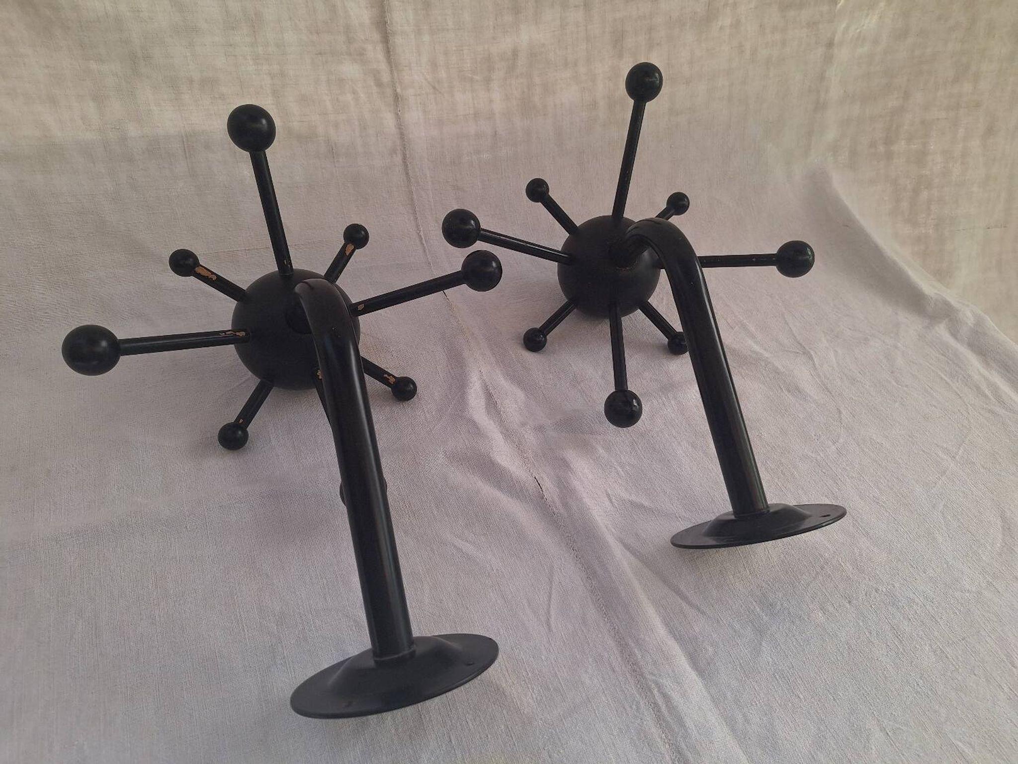 Paire de porte manteau sputnik 1990