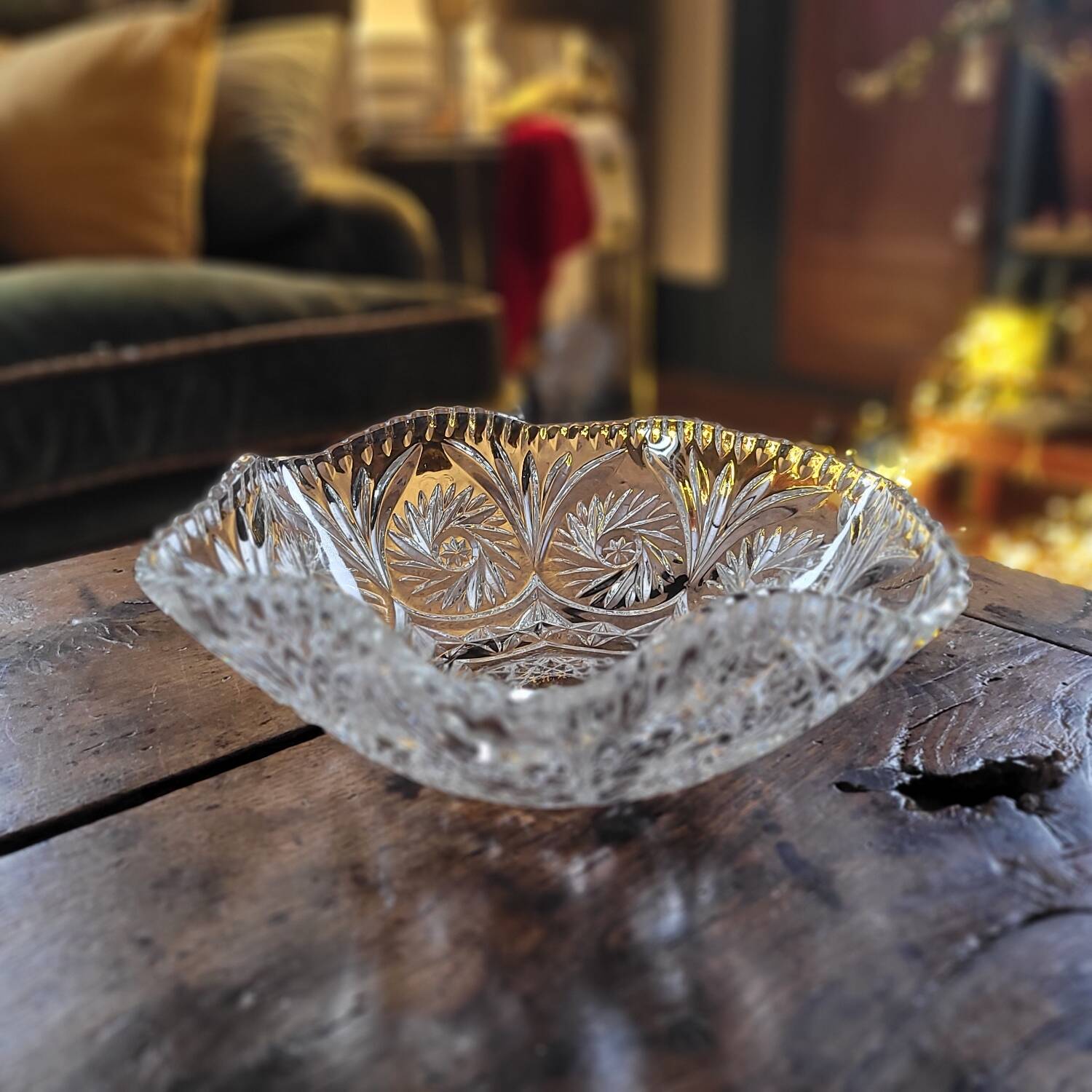 Large Cut Glass Bowl/Salad Bowl - Star Pattern
