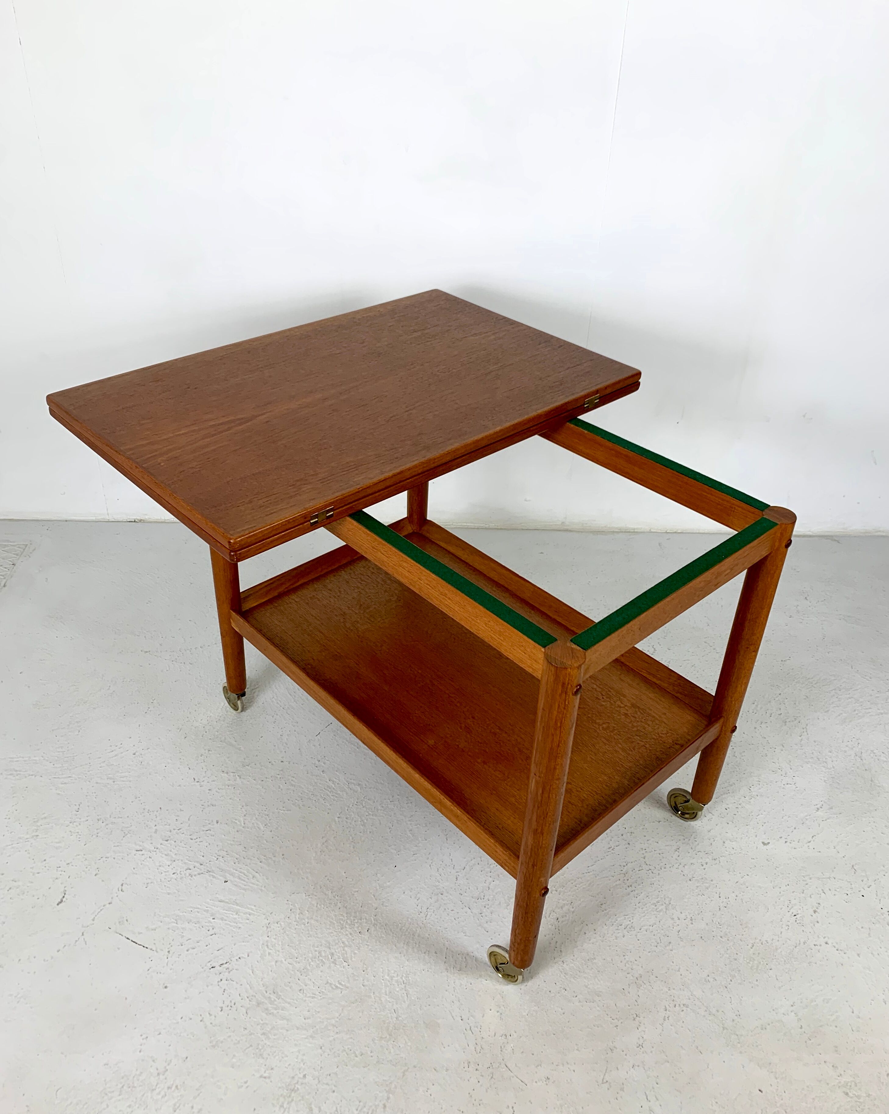 Danish midcentury teak bar trolley by Grete Jalk