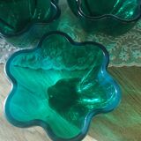 Bowl and its 3 cups