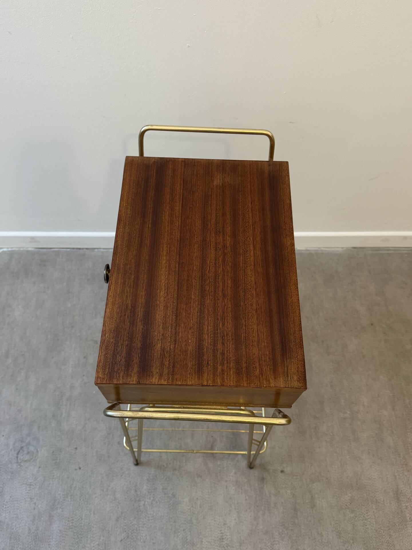 Chevet vintage dans le goût de Jacques Hitier