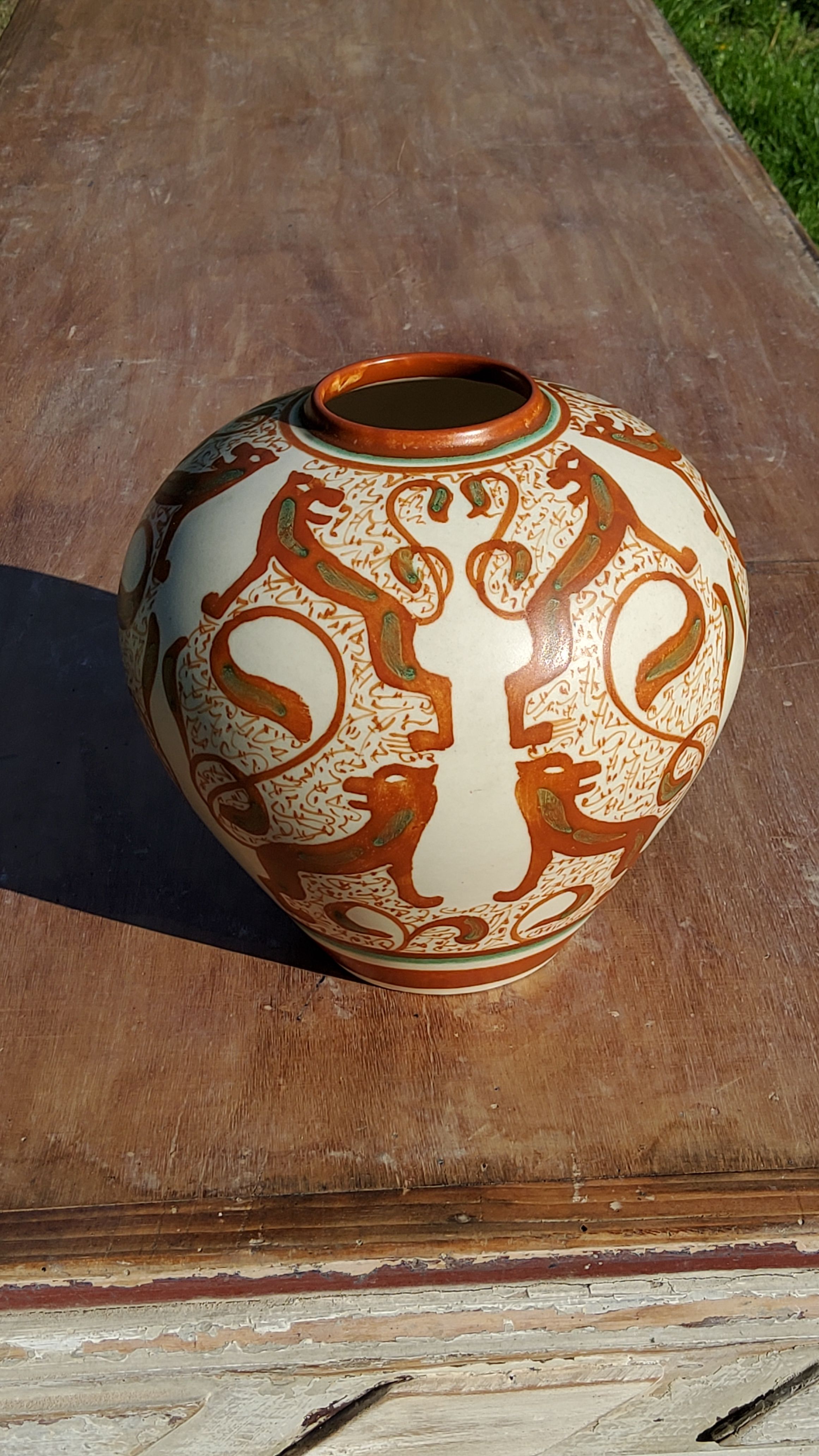 Goedewaagen Gouda Holland art deco ceramic vase
