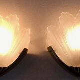Paire d’appliques vintage en verre dépoli et laiton