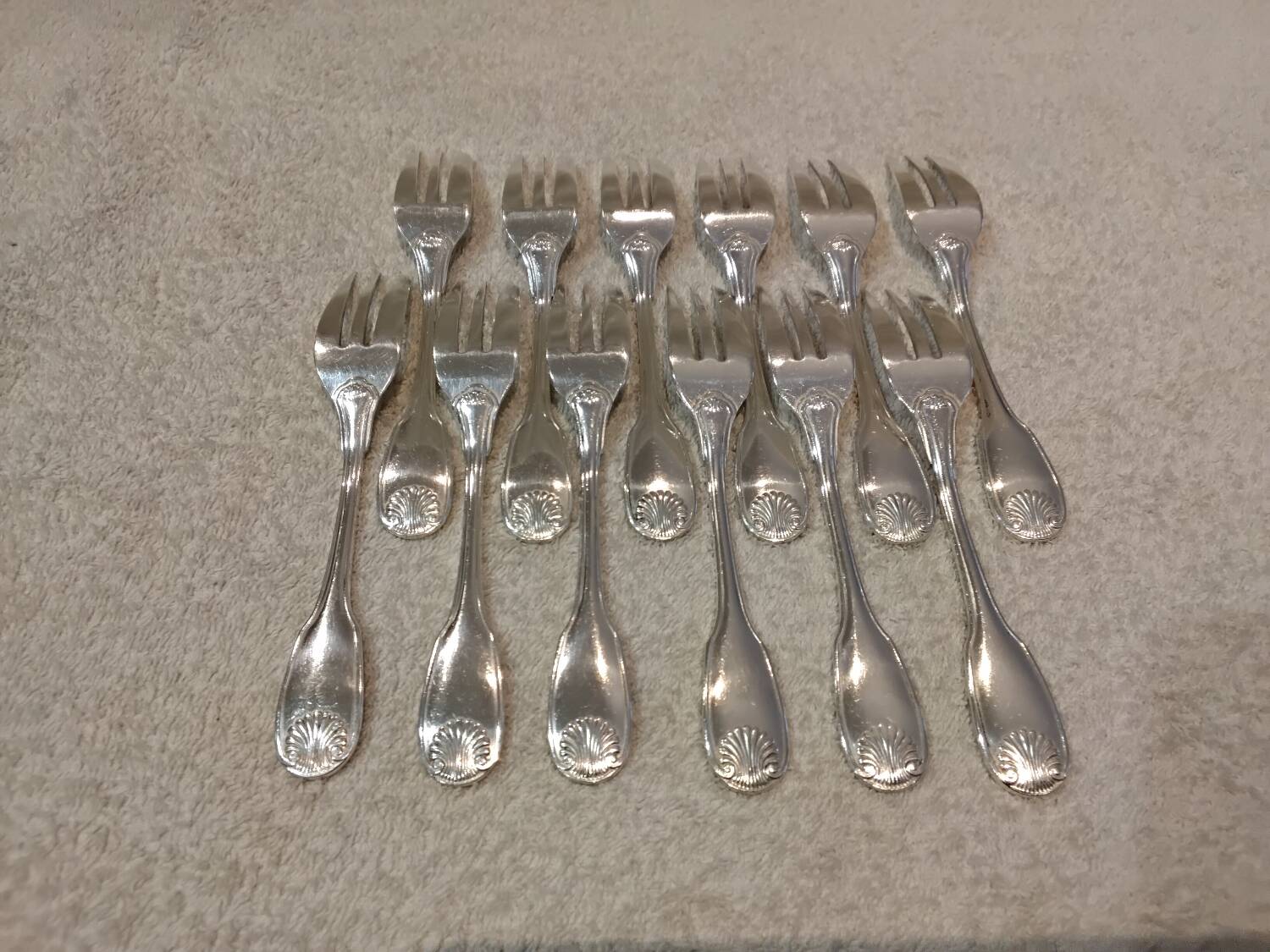 12 silver-plated metal cake forks by Christofle Vendôme 15.2