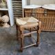 Tabouret en bois et paille tressée