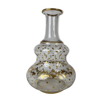 Glass decanter and gilding