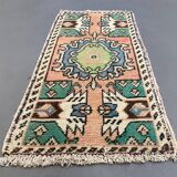 Small Vintage Turkish Rug 87x56 cm, Short Runner, Tribal, Shabby, Mini Carpet