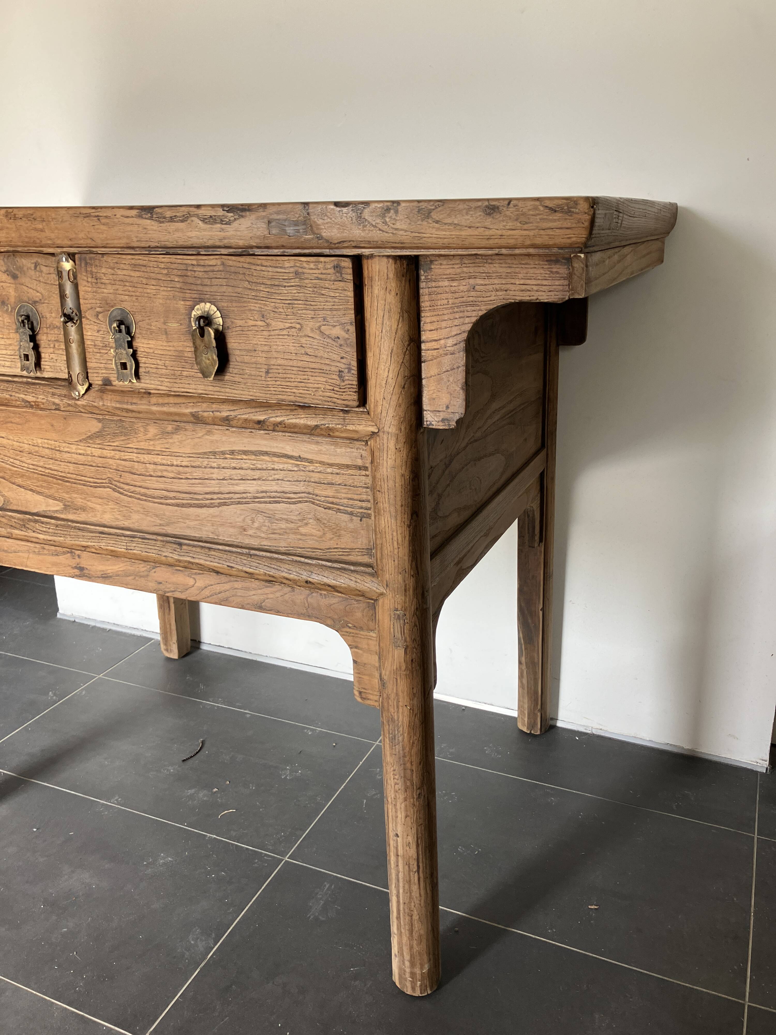 Console ancienne en bois d'orme