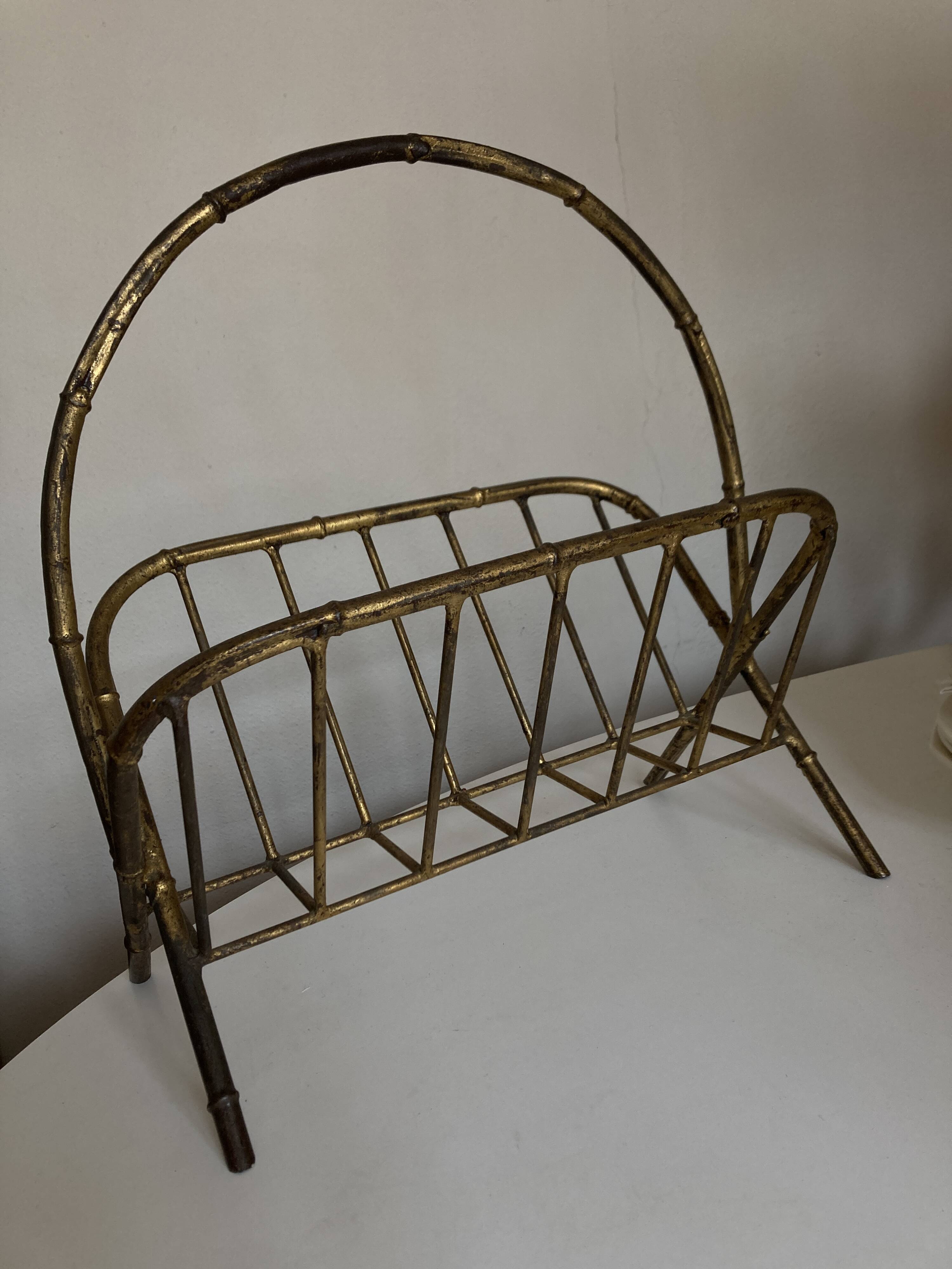 1960 magazine rack faux bamboo in beaten gold iron Italian craftsmanship