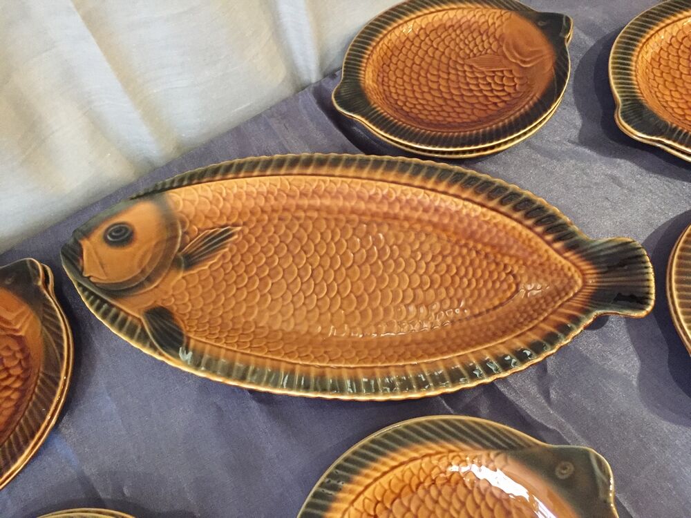 Vintage fish service Sarreguemines 12 plates 2 legumiers 1 main course 1 sausage