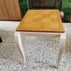 Table basse art déco relookée, pieds galbés