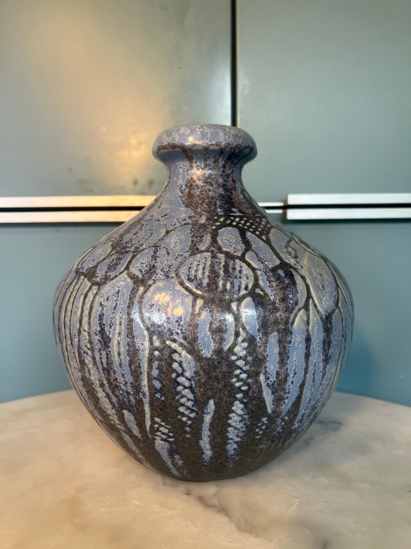 Vase boule art déco signé Roger Guérin