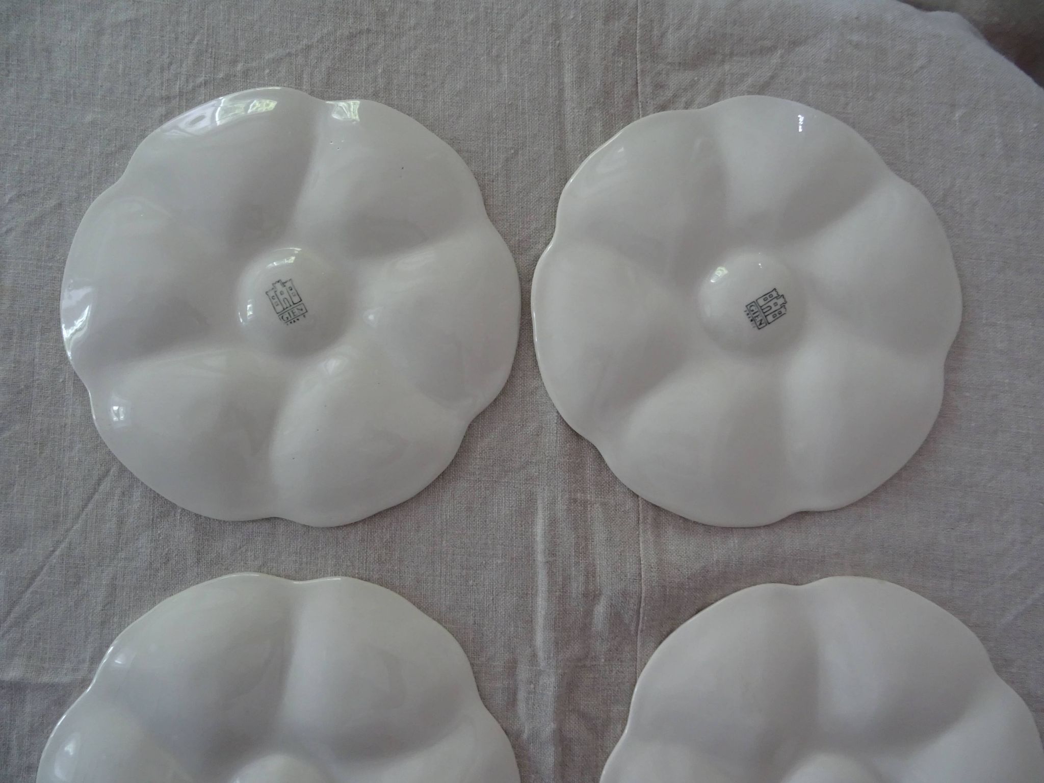 6 Plates with oysters white manufacture GIEN old