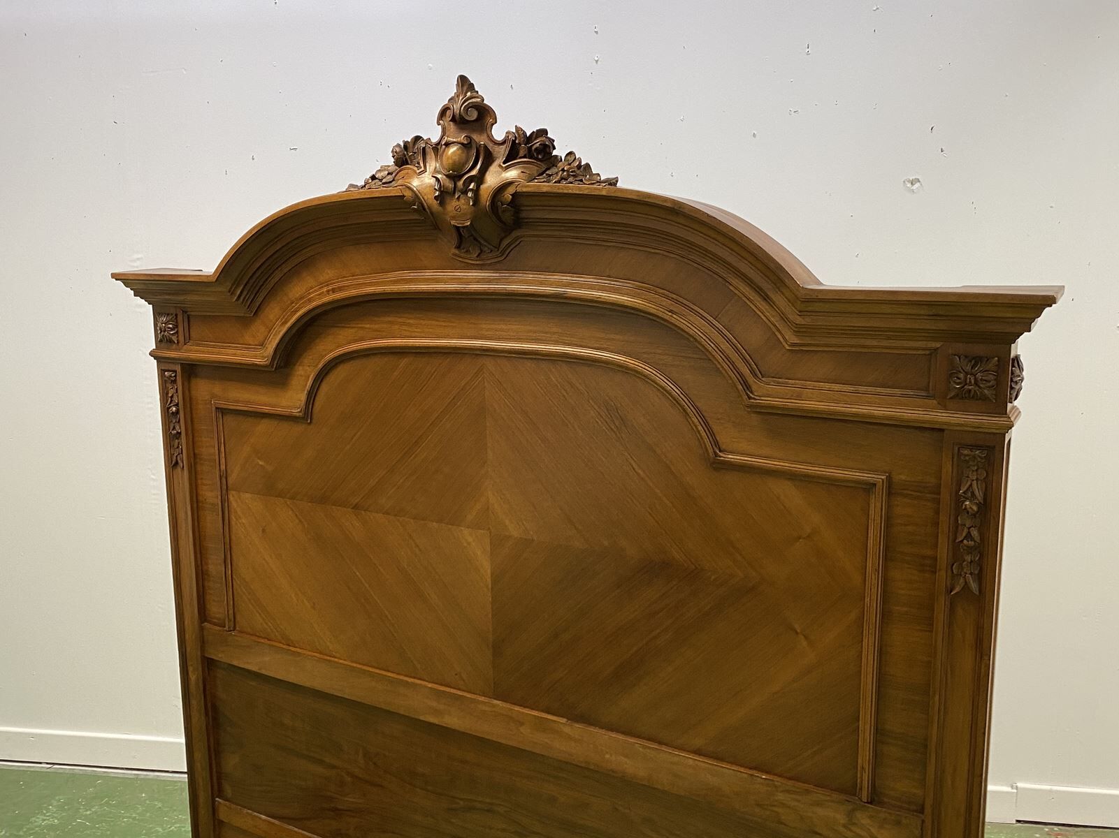Walnut bed early 20th century