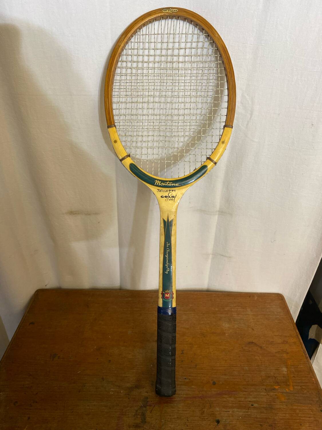 Vintage Montana Gold Seal Wooden Tennis Racket + Rooster Sporting Case