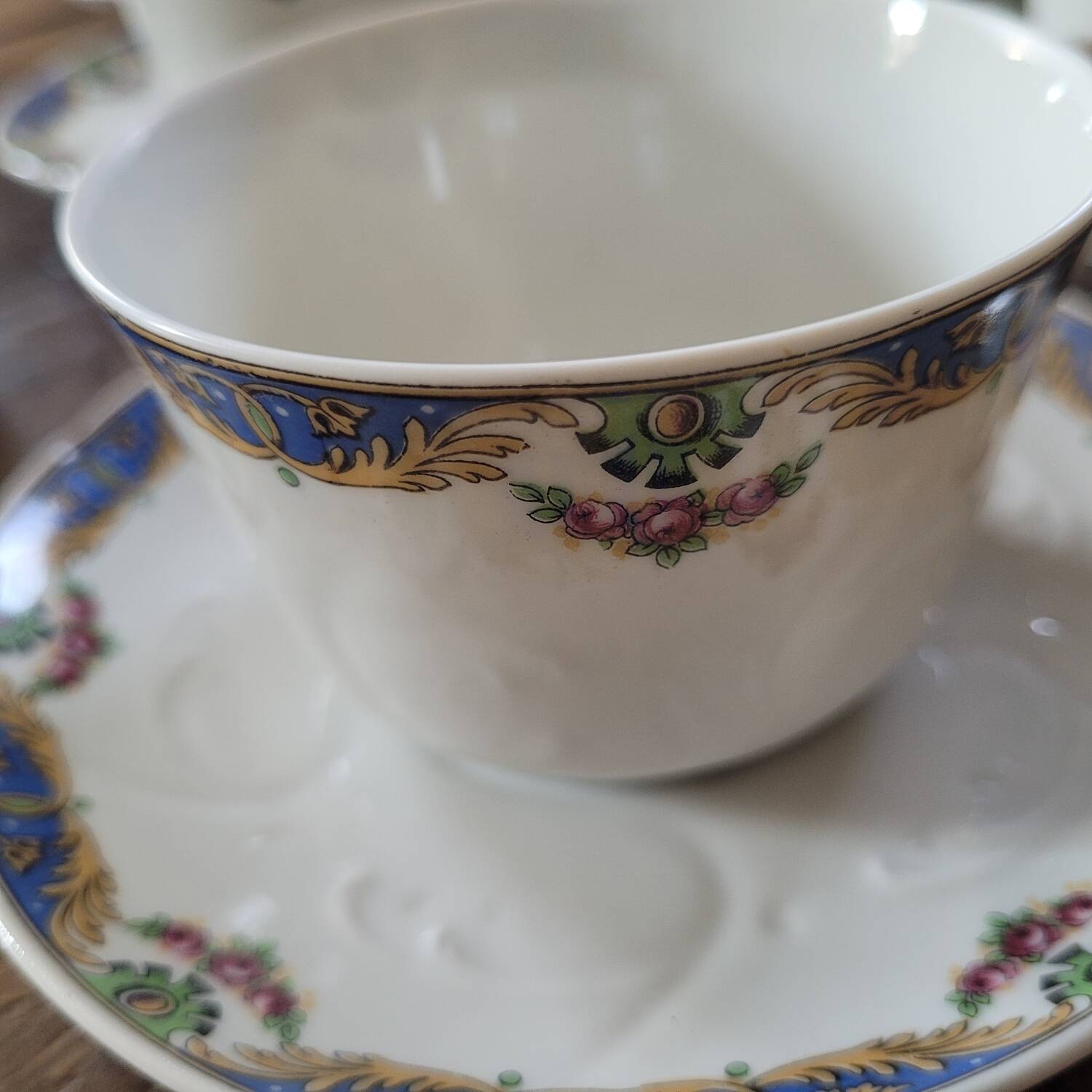 8 Cups and Saucers Bernardaud Limoges – Circa 1900-1920