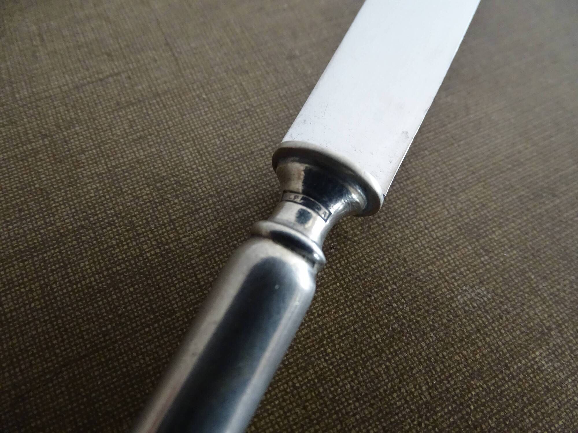 12 Alpacca Silver Metal Art Deco dessert knives in case