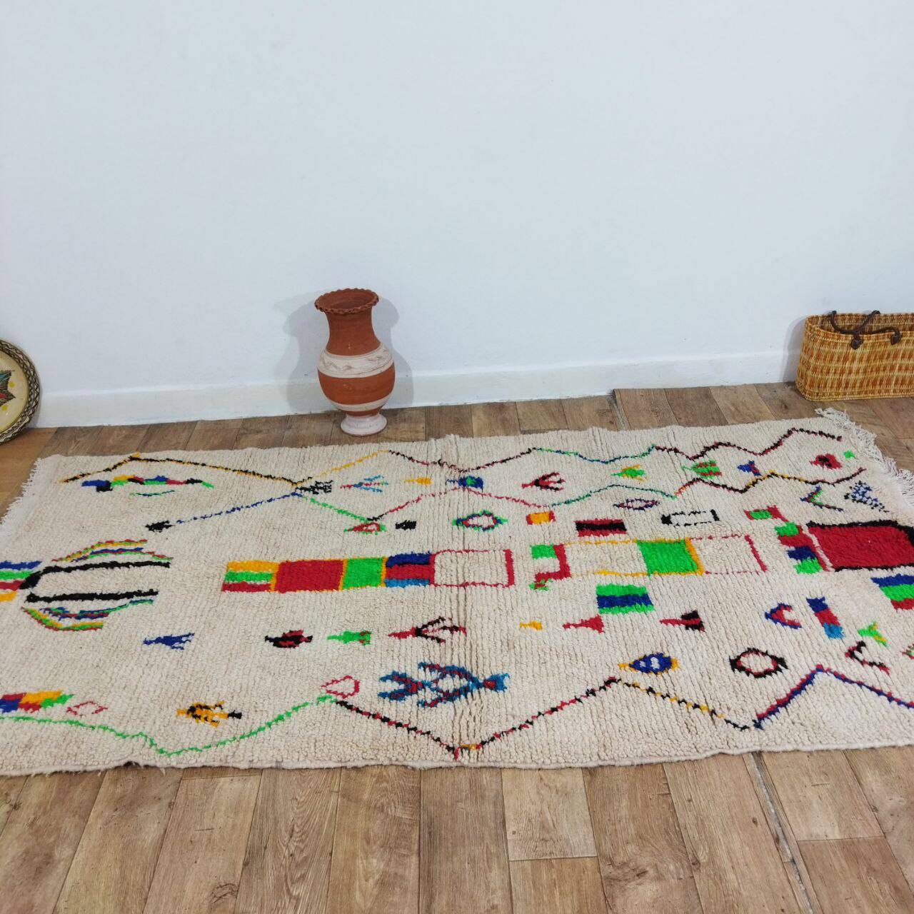 Tapis berbère marocain artisanal fait main 270 X 136 CM