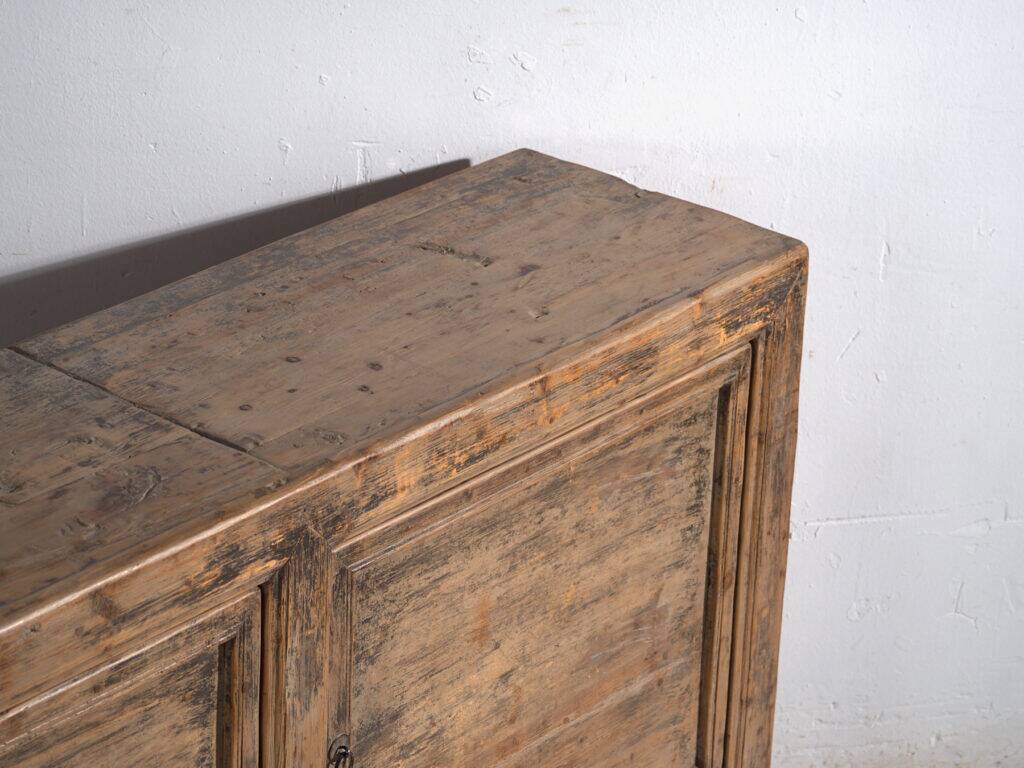 Chinese buffet high in carved pine – China, circa 1930