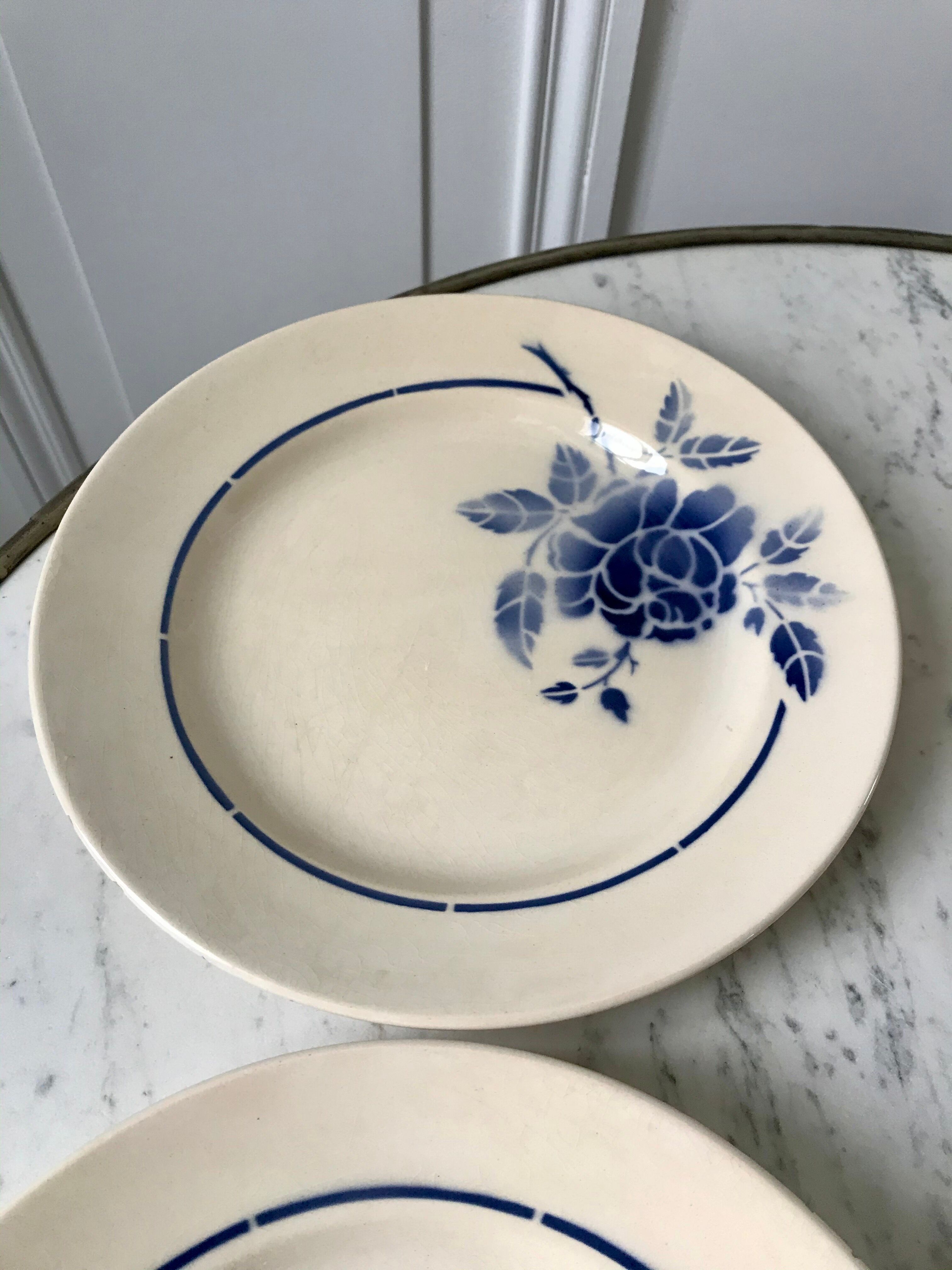 set of 4 dessert plates blue flowers Saint-Amand years 30-40