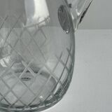 Glass carafe with handle with etched geometric grid pattern