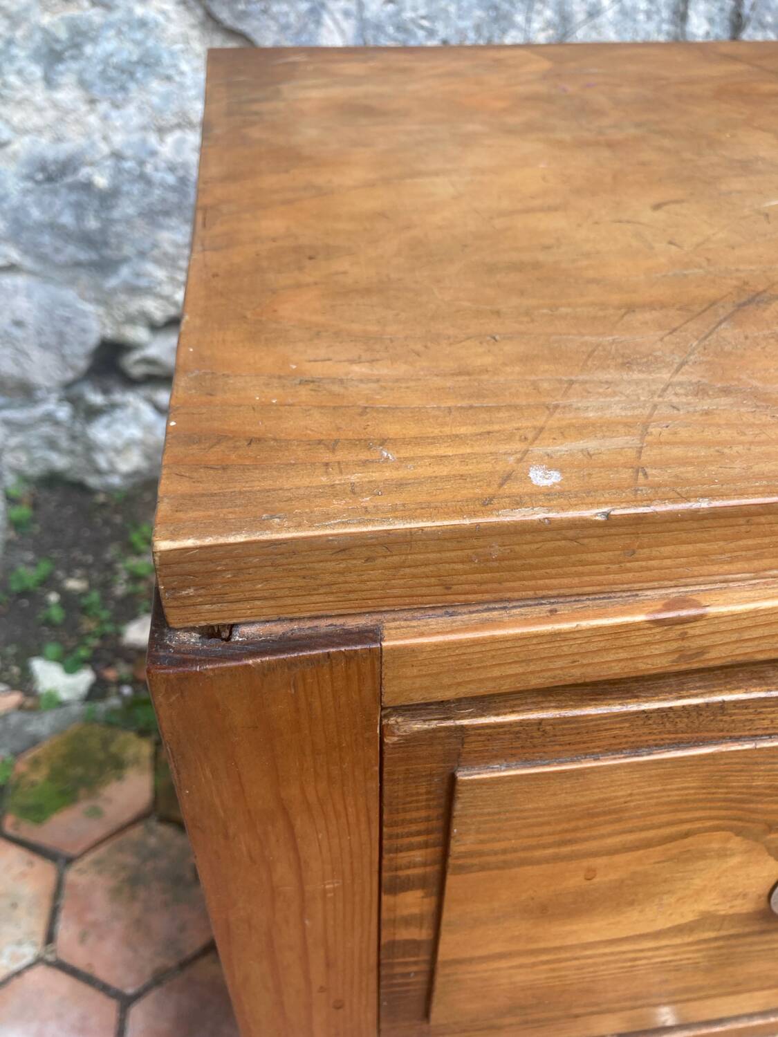 Vintage pine chest of drawers