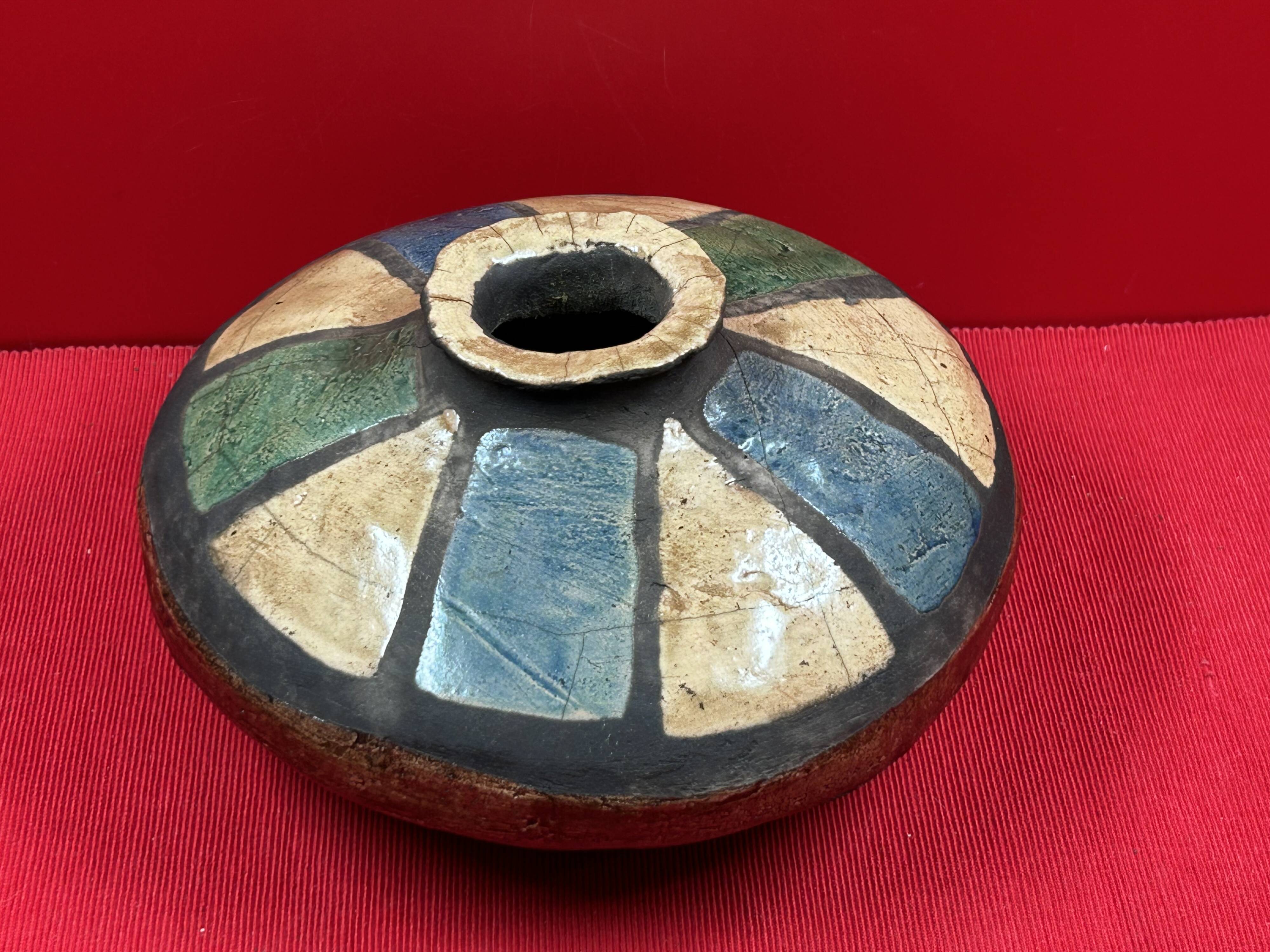 contemporary ceramics, 20th century, signature to be identified, prob Finland scandi
