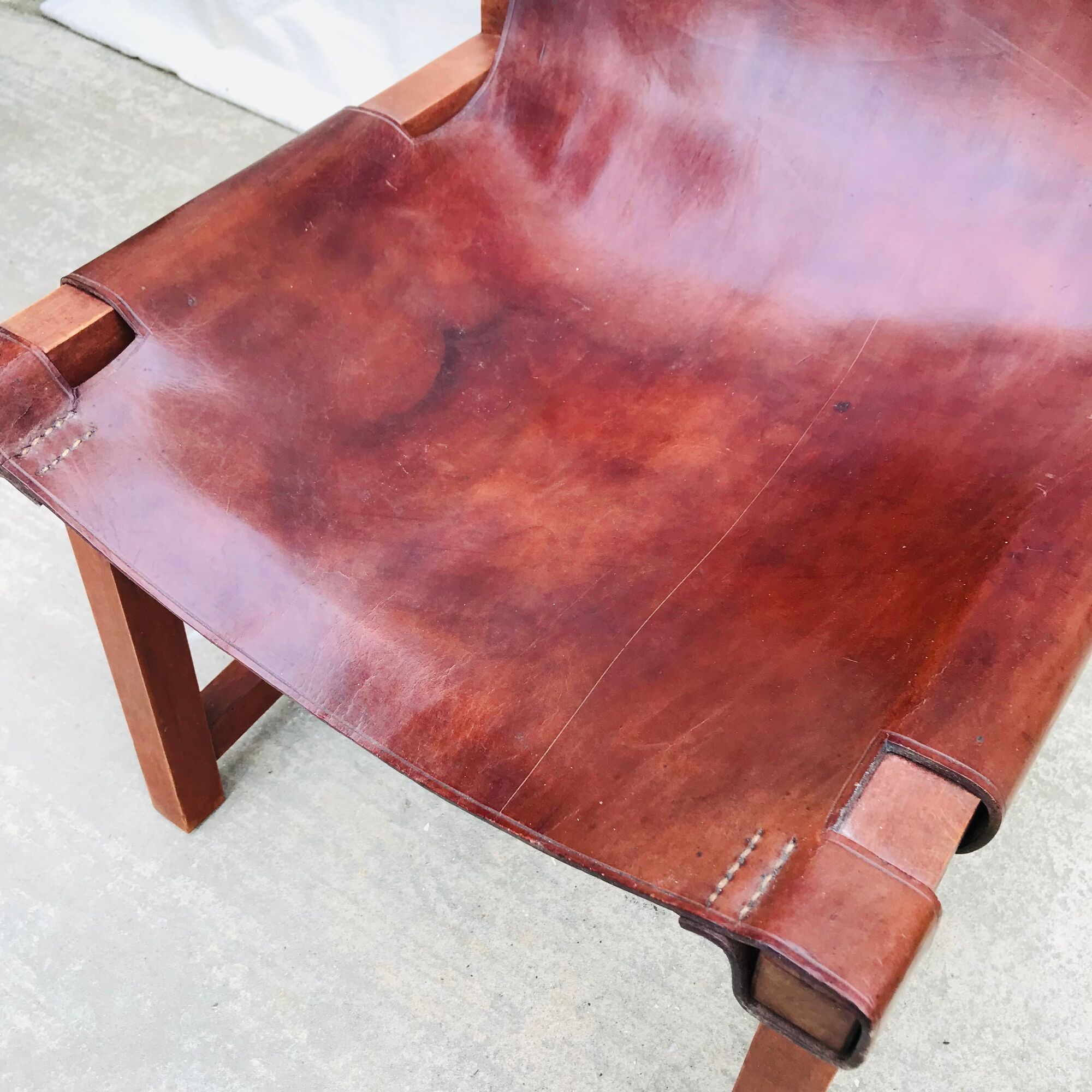 Modernist chair Riaza leather and vintage wood 1960