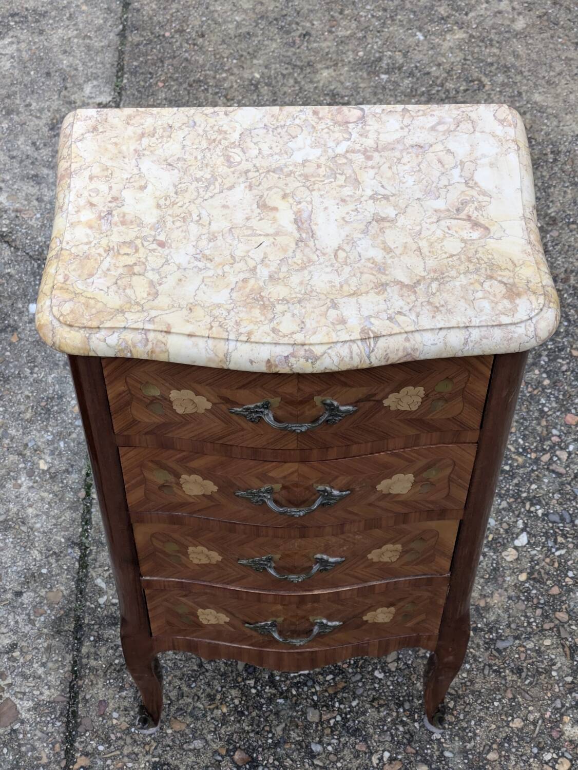 Pair of bedside tables / chest of drawers Vintage Louis XV style chest of drawers