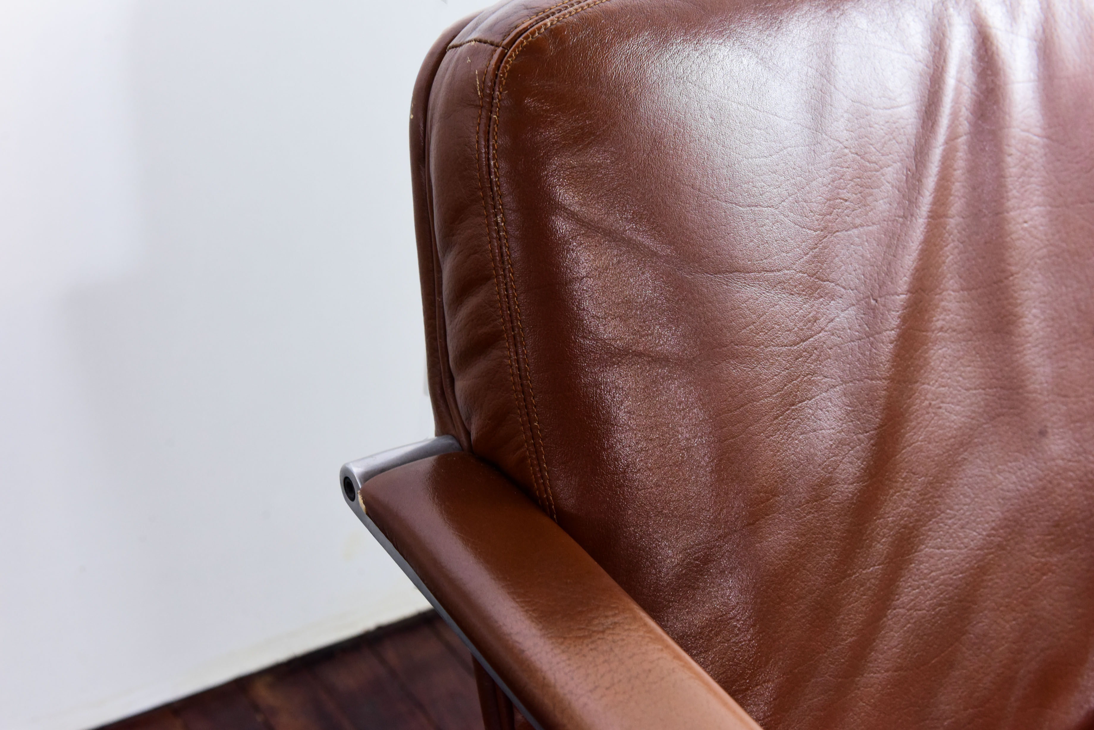 384 boardroom swivel chairs by Harcourt for Artifort