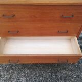 Chest of drawer compass feet
