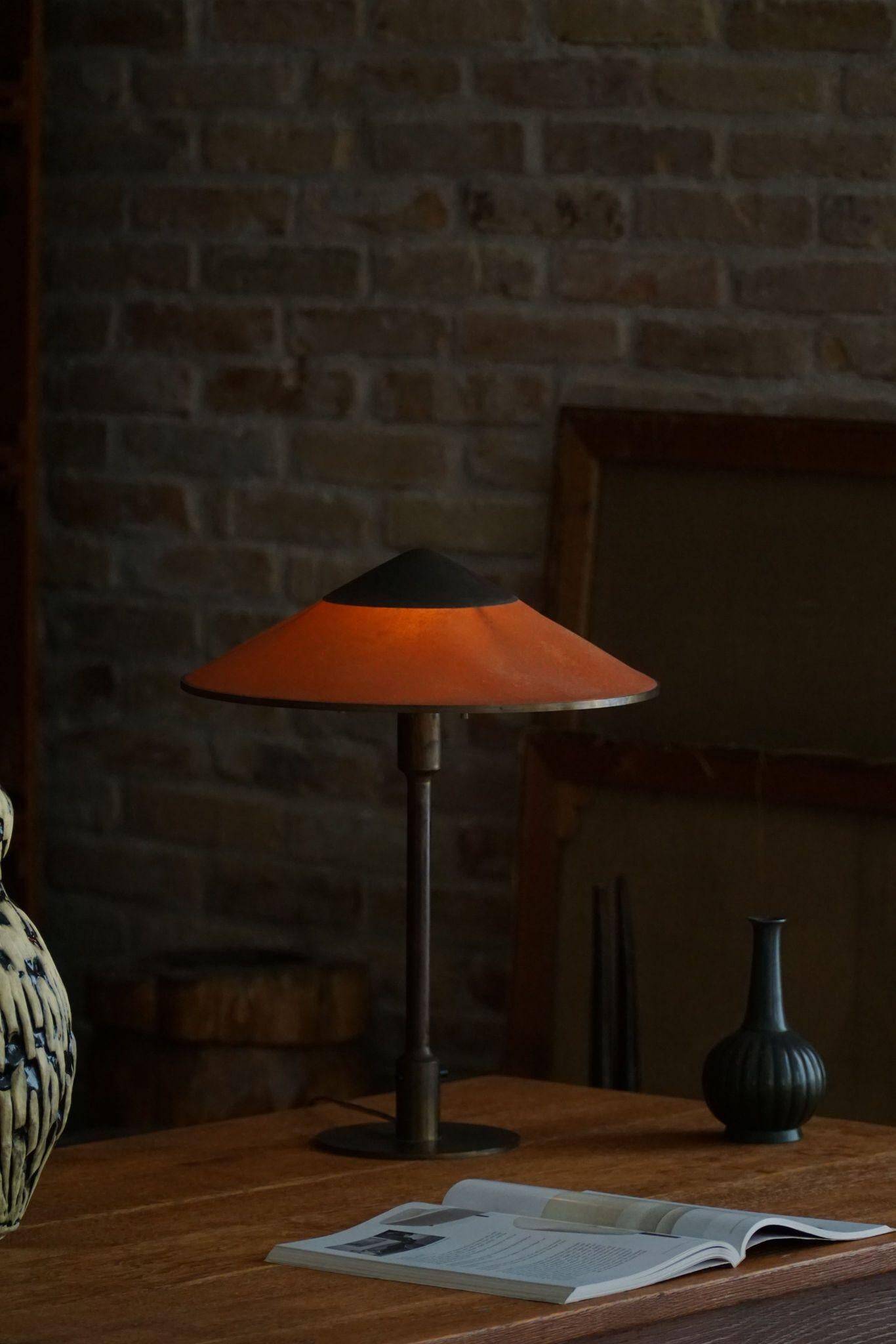 Modern Danish table lamp, model "T3" by Niels Rasmussen Thykier, made in the 1930s.