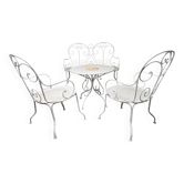 Antique garden furniture in wrought iron, early 20th century.