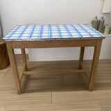 Farmhouse table with enamelled metal top