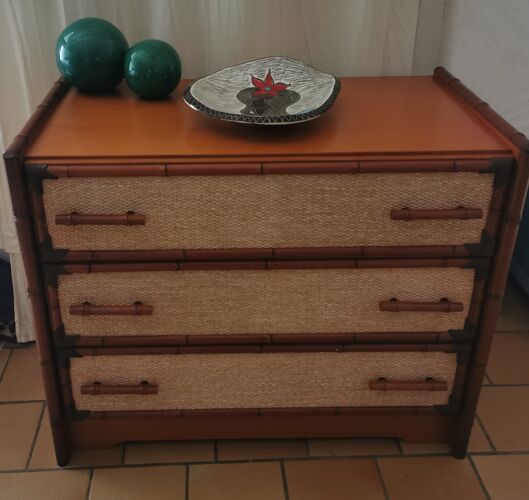 Chest of drawers rattan, bamboo and vintage wood year 70.