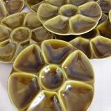 10 oyster plates in Gien slip