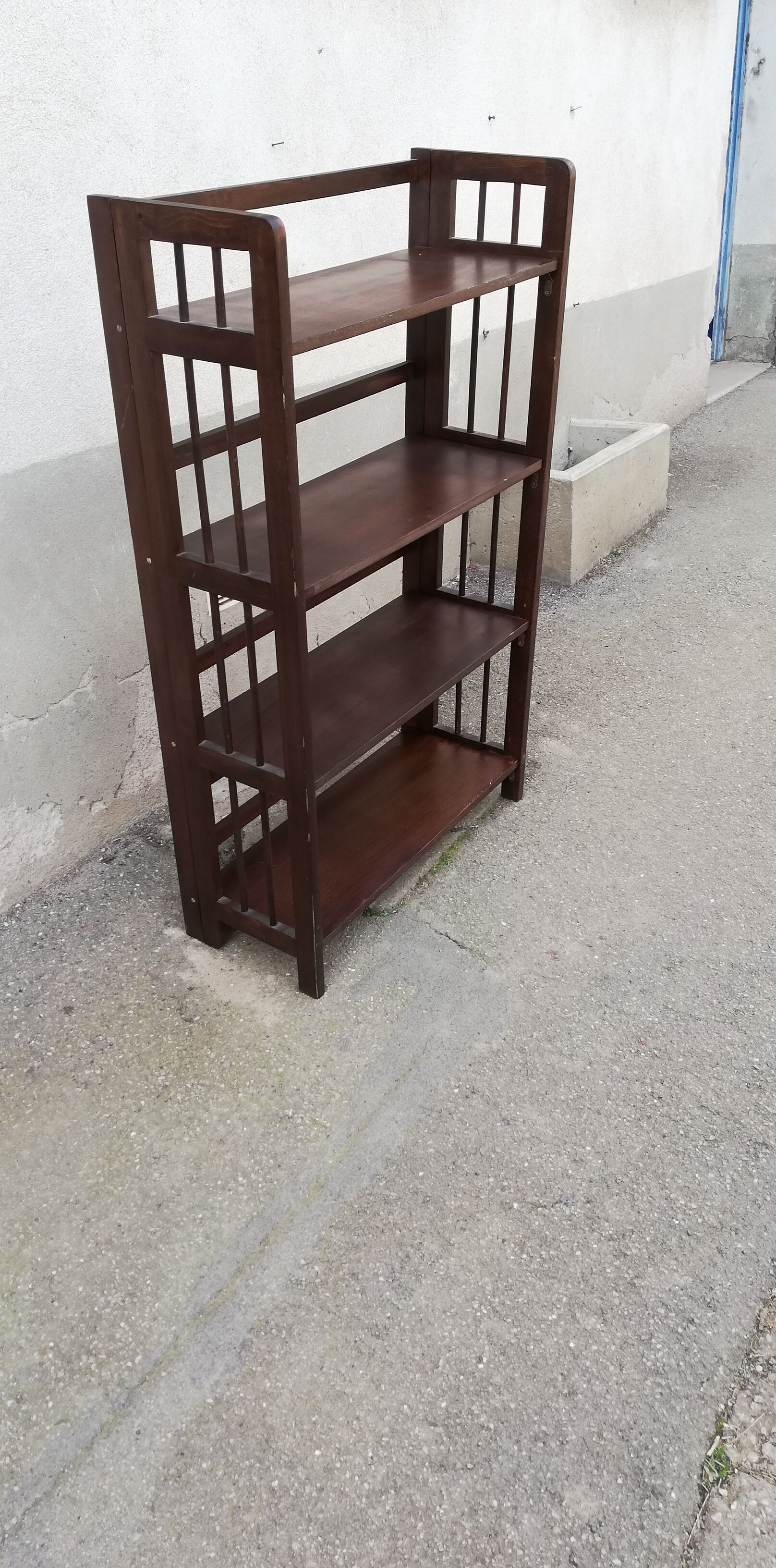 Folding vintage shelf