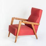 Fauteuil vintage en bois de hêtre et revêtement en eskay. France, années 60
