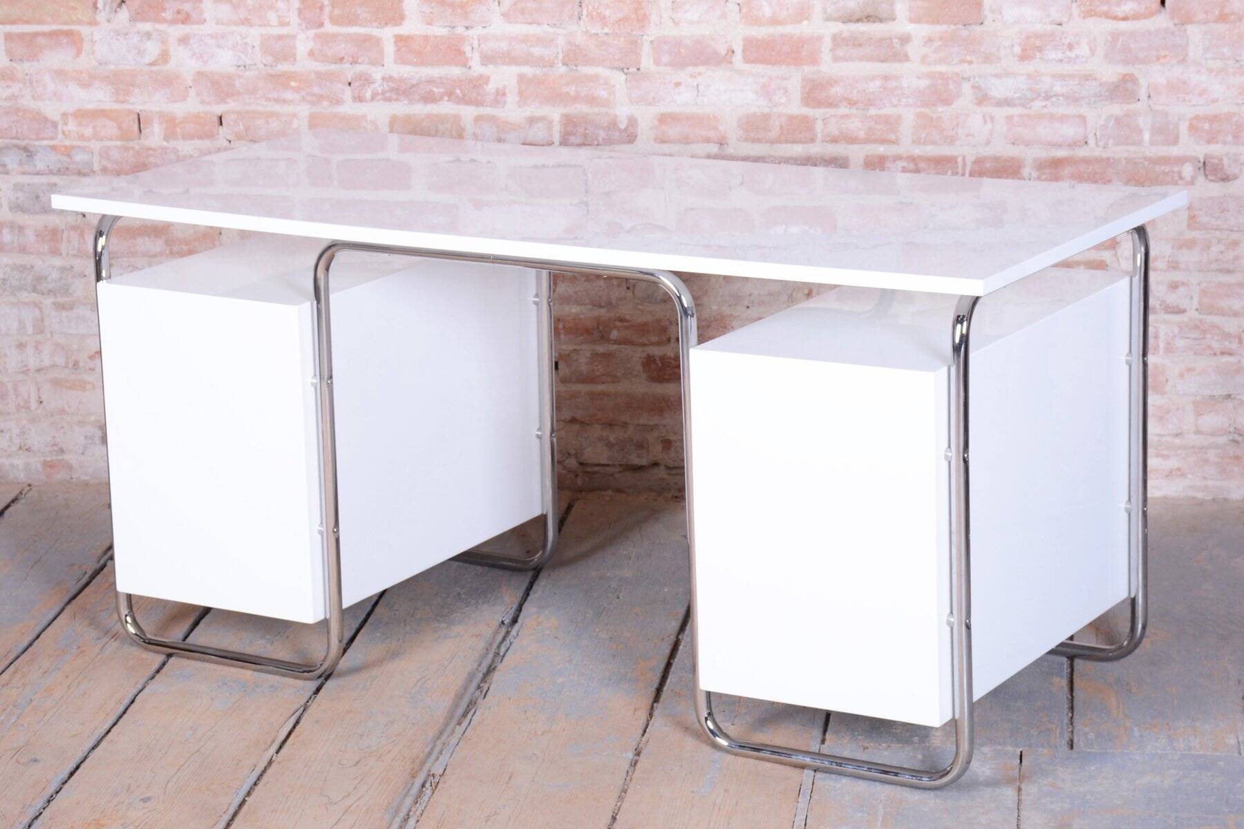 Bureau Bauhaus en acier chromé par Marcel Breuer, tchèque, années 1930