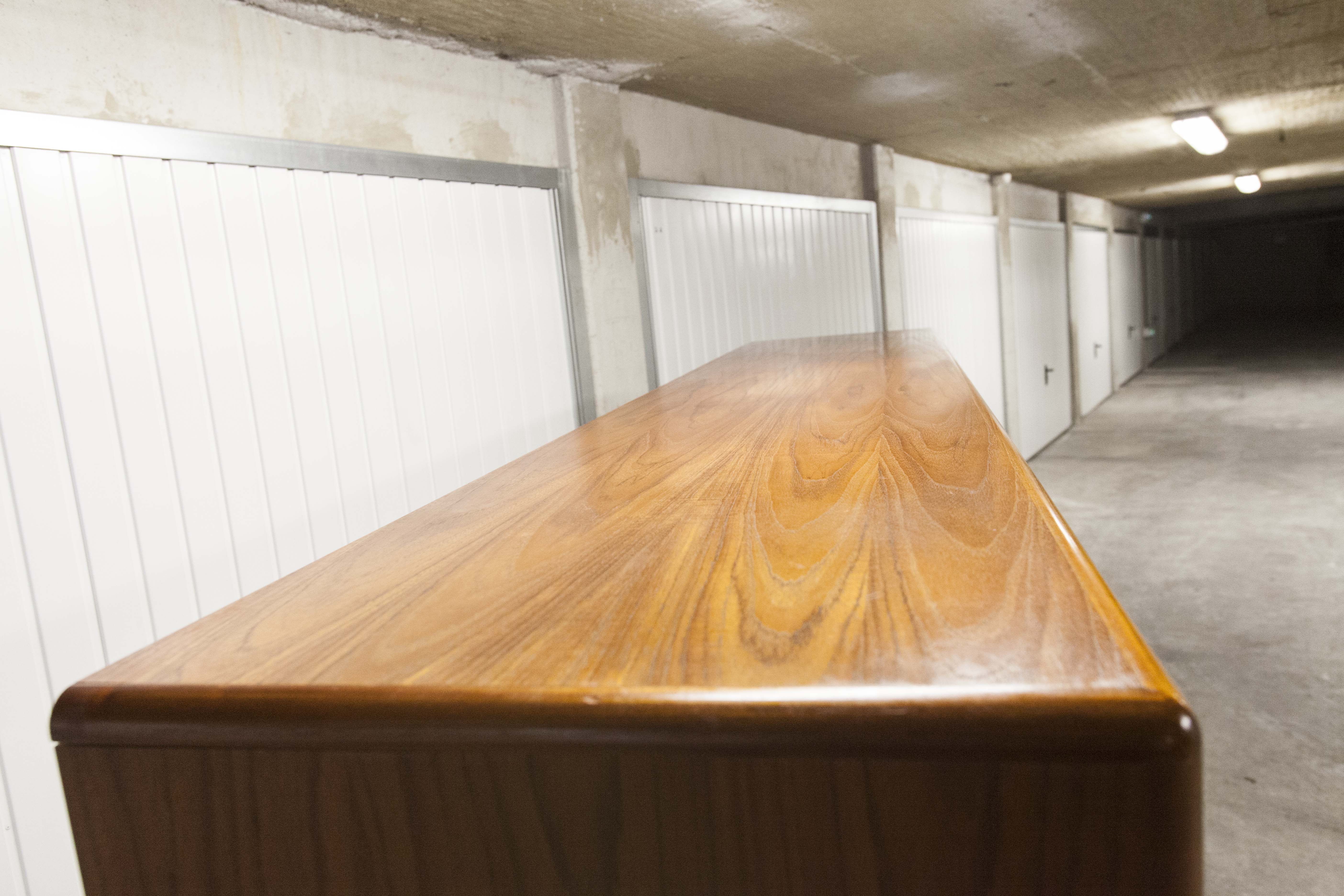 Scandinavian high enfilade 1960 solid teak